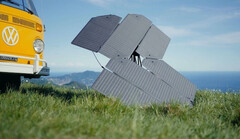 Das Levante Solarpanel lässt sich dank Origami-Falttechnik besonders kompakt zusammenklappen. (Bild: Kickstarter)