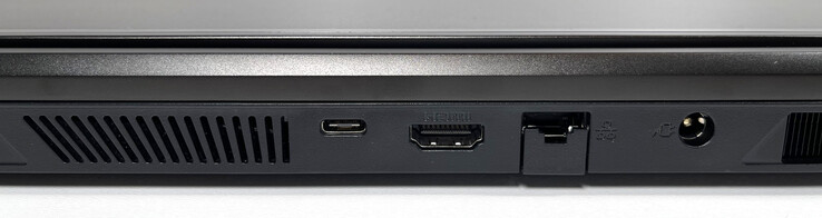Rückseite: USB-C Thunderbolt 4 (mit DisplayPort, ohne Power Delivery), HDMI 2.1, 2,5-Gb/s-LAN-Anschluss, Netzanschluss