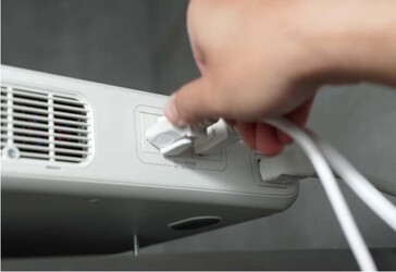 Zwei Steckdosen stehen bereit