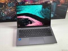 Chuwi UniBook wird mit einem schlechteren Panel ausgeliefert als beworben.