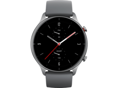 Die Amazfit GTR 2E gibt es aktuell zum Schnäppchenpreis. (Bild: Saturn)