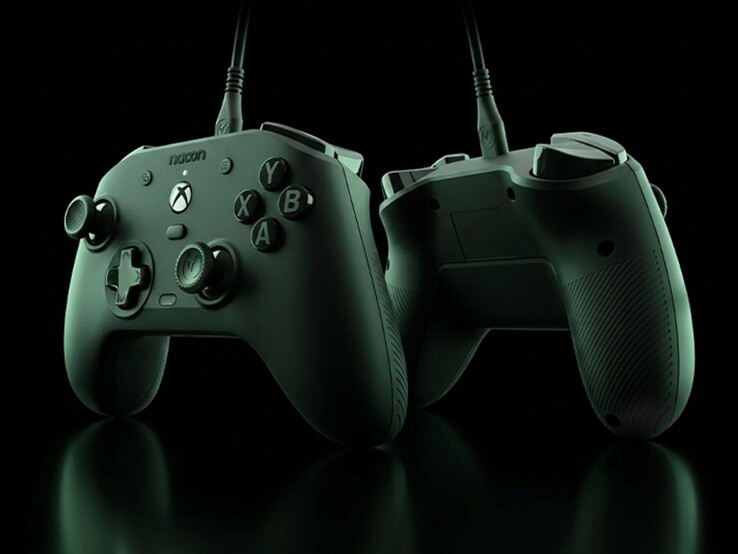 Nacon Revo X Controller ist ein Xbox-Controller mit Hall-Effect-Sticks
