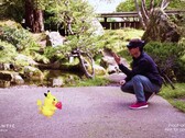 Pokémon Go könnte in Zukunft mit einem Mixed Reality Headset wie der Microsoft HoloLens gespielt werden. (Bild: Microsoft / Niantic)