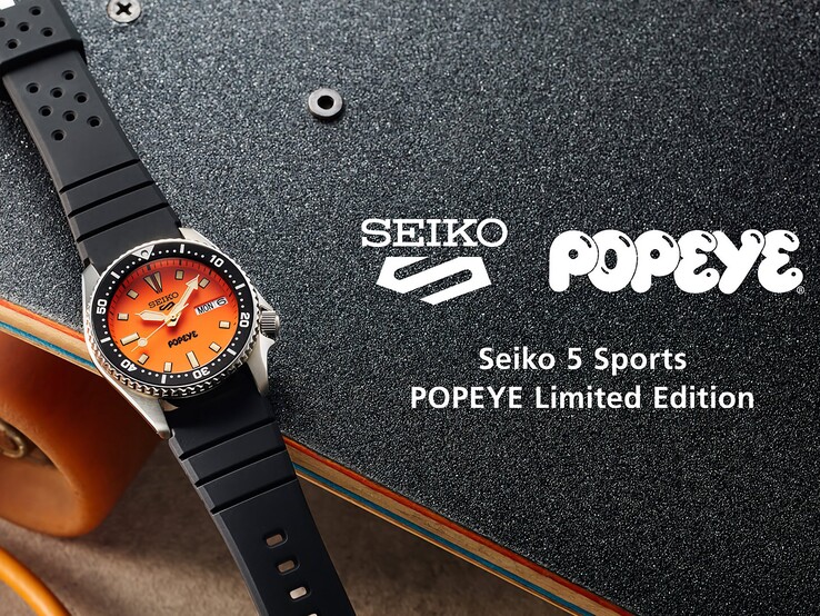 Schrägansicht der Seiko 5 Sports x Popeye HDB013 mit orangefarbenem Zifferblatt, schwarzer Drehlünette und Edelstahlgehäuse
