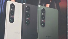 Auf den Straßen in Hong Kong entdeckt: Ein Werbeposter zum Sony Xperia 1 V liefert bereits offizielle Bilder vor dem Launch.