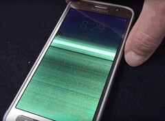 Eines der beiden Galaxy S7 Active-Modelle nach dem Wassertest von Consumer Reports.