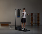 Person trainiert am Gym Monster