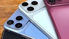Schon recht detailreich aussehende Apple iPhone 18 Pro Dummy-Modelle zeigen vier wahrscheinliche Farboptionen.