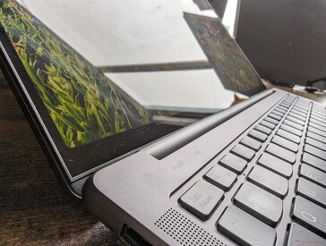 Durchgehendes Glas mit optionalem Touchscreen