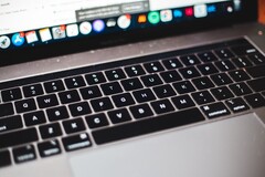 Apples Butterfly-Tastatur ist extrem dünn, aber nicht besonders zuverlässig. (Bild: Erik Mclean)