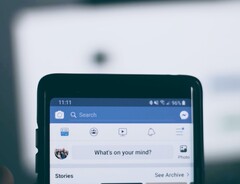 Wer Facebook nutzt muss mit der profitablen Verwertung seiner persönlichen Daten leben. (Bild: Joshua Hoehne, Unsplash)
