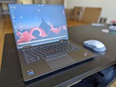 Neue CPU, alte Probleme: Lenovo ThinkPad X1 Yoga G8 Convertible im Test