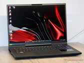Medion Erazer Beast X40 (2024) im Test: High-End-Gaming-Laptop mit RTX 4090 und mechanischer Tastatur