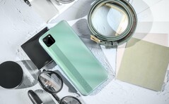 Das Realme C11 bietet trotz des günstigen Preises ein relativ ansprechendes Design. (Bild: Realme)