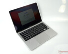 Das MacBook Air mit Apple M1 und 16 GB RAM wird derzeit zum Bestpreis angeboten. (Bild: Apple)