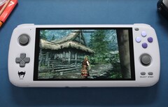 AYN Odin Pro: Windows 11 ist auf dem Handheld installierbar