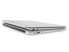 Surface Laptop vs. Macbook Air 13 (Bildquelle: ifxit.com)