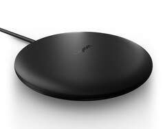 Gigaset präsentiert den neuen Wireless Fast Charger. (Bild: Gigaset)