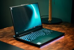 Das rasend schnelle Lenovo Legion Pro 7 ist schon jetzt um mehr als 10% rabattiert (Bildquelle: Alex Wätzel)
