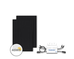 Steckerfertiges Balkonkraftwerk zur Nutzung erneuerbarer Energie (Bild: Envertech, SolarBoost, mein Solarshop, bearbeitet)