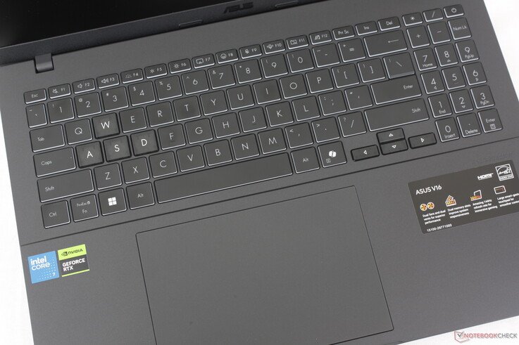 Asus V16. (Bild: Allen Ngo)