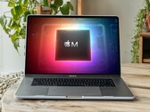 Apple soll im vierten Quartal dieses Jahres gleich drei spannende, neue Laptops vorstellen. (Bild: Vollume Control / Apple, bearbeitet)