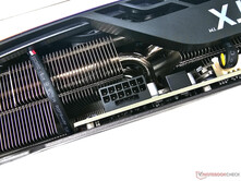 Zotac RTX 4070 AMP Airo: 12VHPWR-Anschluss