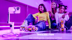 Insta360 Flow: Smartphone-Gimbal im extravaganten Design mit integriertem Selfie-Stick, Stativ und Powerbank.