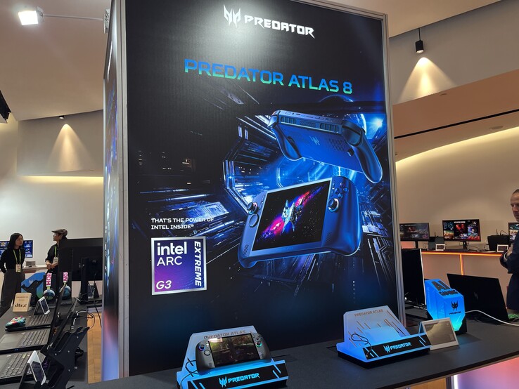 Acers Predator Atlas 8 im Display am Rande der Computex in Taipei.