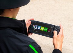 Der Razer Edge Gaming-Handheld kombiniert eine Basis-Einheit mit einem Razer Kishi V2 Pro Controller. (Bild: Razer)