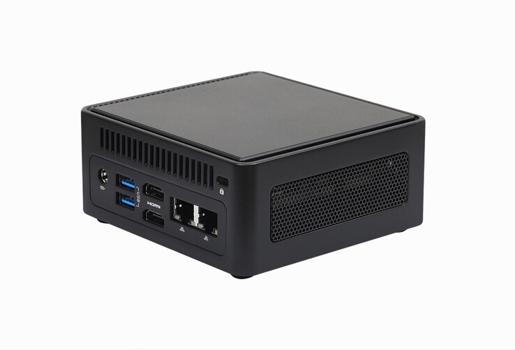 Zu den Anschlüssen auf der Rückseite gehören zwei 2,5-GbE-Anschlüsse, zwei HDMI-Anschlüsse und zwei USB-A-Anschlüsse.