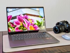 HP OmniBook Ultra 14 (Bild: Allen Ngo)