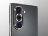 Das Huawei Nova 10 Pro besitzt ein schickes Kameramodul, das drei Objektive beherbergt. (Bild: Huawei)
