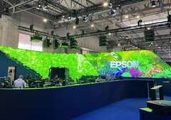 Epsons Digital-Signage-Installation am Aufbautag der ISE 2025. (Bildquelle: Andreas Sebayang/Notebookcheck.com)