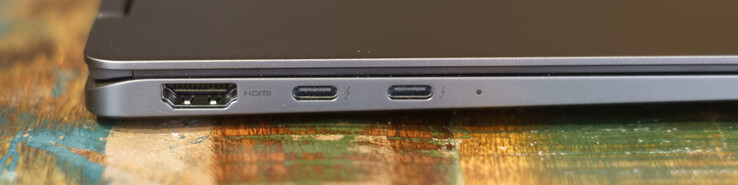 HDMI 2.1; 2x USB-Typ-C mit Thunderbolt 4, DisplayPort und PowerDelivery