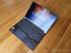 Die Radeon RX 6850M XT ist schneller als die GeForce RTX 3080 Ti in vielen Laptops, allerdings erreicht auch der Verbrauch schwindelerregende Höhen