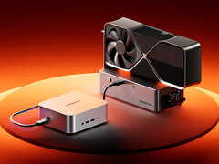 Der Maco-L 7735U verfügt über OCuLink- und USB4-Anschlüsse. Abgebildet: eine eGPU-Konfiguration mit dem Mini-PC.