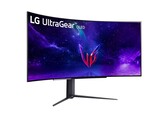 Der LG UltraGear 45GR95QE packt ein ultrabreites 45 Zoll OLED-Panel in einen gekrümmten Flaggschiff-Monitor. (Bild: LG)