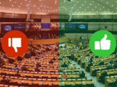 EU-Parlament im Hintergrund, Vordergrund: Daumen hoch oder runter