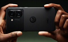 HMDs neuestes Mittelklasse-Smartphone setzt auf ein Kameramodul im Stil des Apple iPhone 17 Pro. (Bildquelle: HMD Global)