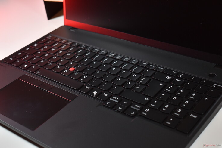 Lenovo ThinkPad P16s Gen 4 AMD: Tastatur