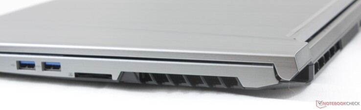 Rechts: 2x USB-A 3.0, Kartenleser
