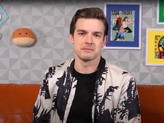 MatPat hat nicht nur Gaming-Theorien parat. Auf seinen vier Kanälen analysiert der YouTuber auch Filme, Lebensmittel und sogar Beauty-Produkte. (Quelle: YouTube/The Game Theorists)