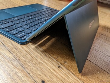 Stereo-Lautsprecher auf der linken und rechten Seite