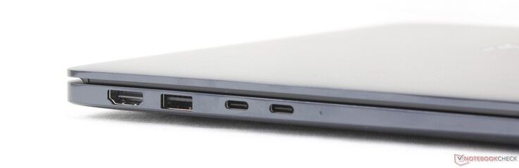 Links: HDMI 2.1, USB-A 3.2 Gen. 1, 2x USB-C Thunderbolt 4 mit DisplayPort 2.1 + Power Delivery