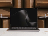 Der Surface Laptop Ultra hat ein 15 Zoll großes Mini-LED-Display