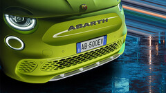 Abarth 500e: Fiat 500 als Elektro-Rennknirps mit viel Power und Abarth-Sound in der limitierten Abarth 500e Scorpionissima Launch Edition.
