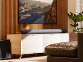 Die neuesten Soundbars von Bluesound bieten bis zu 16 Lautsprecher. (Bildquelle: Bluesound)