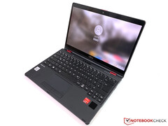Fujitsu Lifebook U9310X - 1 kg Business-Convertible mit LTE im Test