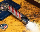 Die Olight ArkPro Stars & Stripes Edition besitzt ein Flutlicht mit 1.500 Lumen